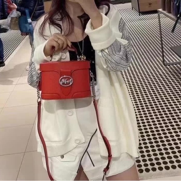 COPY - 💕😋SALE SALE💕💕 COACH Georgie Gem Crossbody With Rivets - Picture 3 of 10